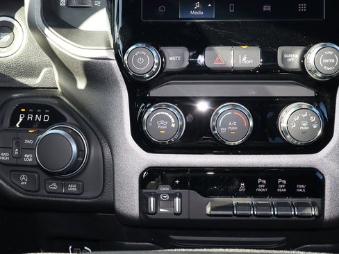 New 2026 RAM 1500 Classic Warlock AWD/4WD image 18