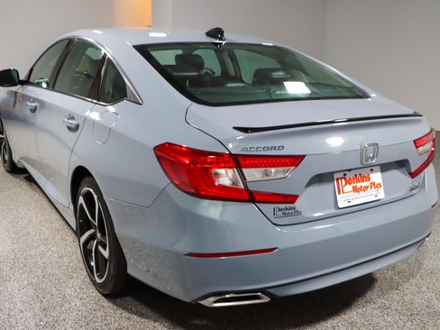 Used 2022 Honda Accord Sport Special Edition image 9