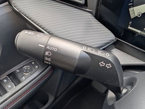 Used 2025 Nissan Kicks SR FWD image 26