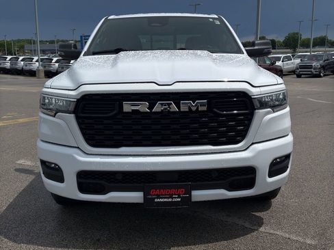 Used 2025 RAM 1500 Big Horn AWD/4WD image 3