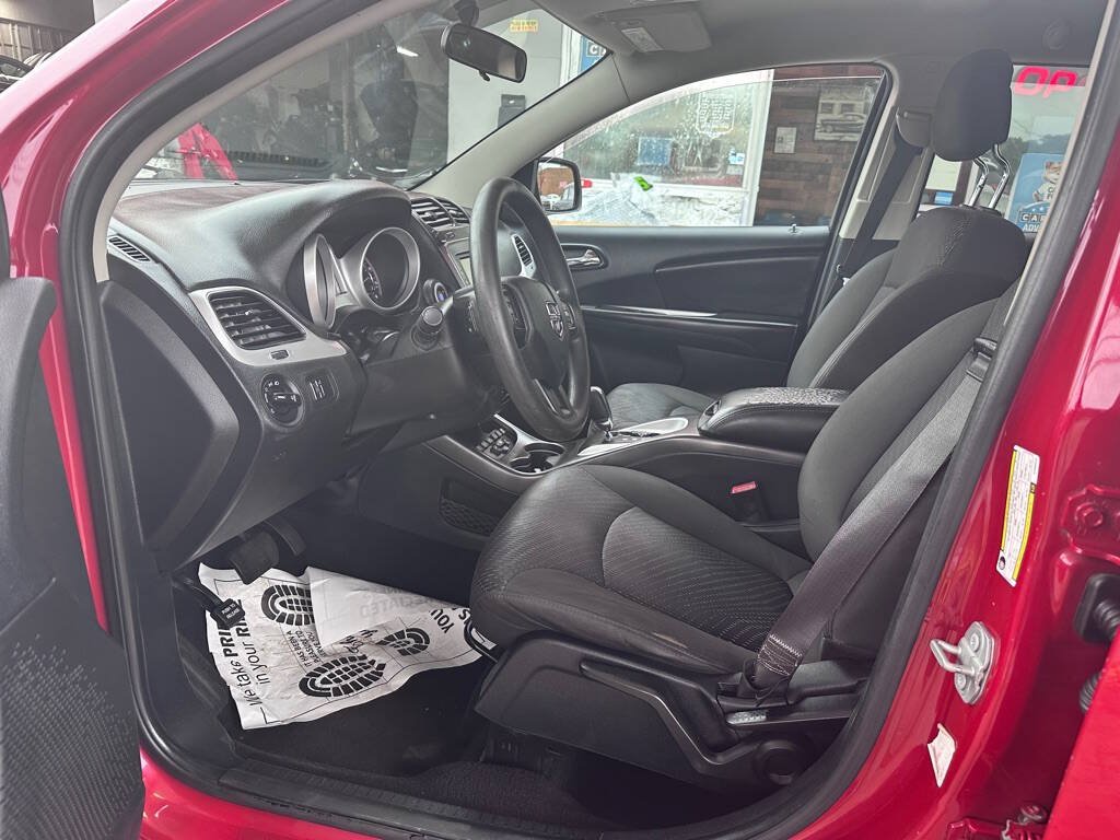 Used 2017 Dodge Journey SXT AWD/4WD image 10