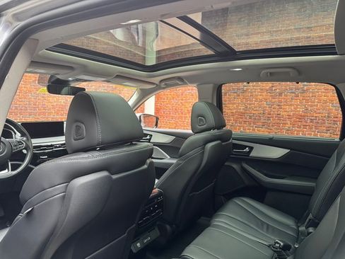 Used 2023 Acura MDX SH-AWD w/ Technology Package image 25