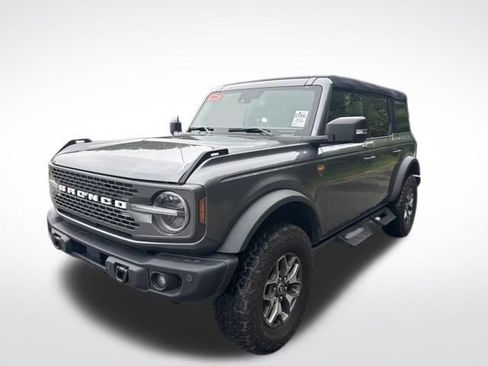 Used 2023 Ford Bronco Badlands AWD/4WD image 2