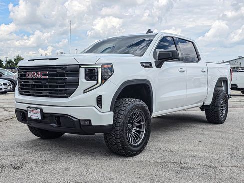 Used 2026 GMC Sierra 1500 Elevation AWD/4WD image 3