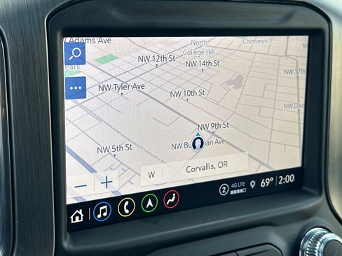 Used 2022 GMC Sierra 3500 Denali w/ Denali Ultimate Package image 18