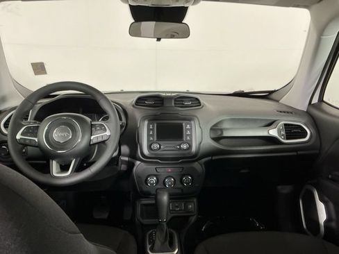 Used 2018 Jeep Renegade Sport w/ Power & Air Group FWD image 23