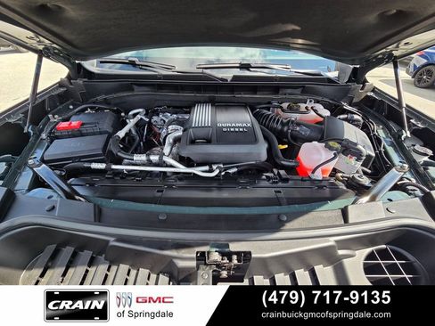 Used 2025 GMC Yukon XL AT4 w/ AT4 Premium Plus Package AWD/4WD image 33
