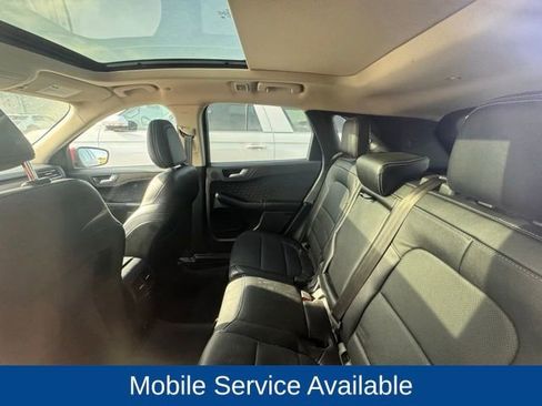 Used 2020 Ford Escape Titanium AWD/4WD image 5