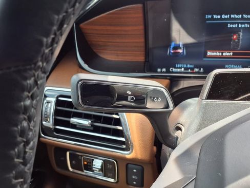Used 2024 Lincoln Navigator Reserve AWD/4WD image 18