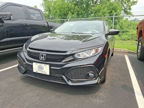 Used 2018 Honda Civic EX image 3