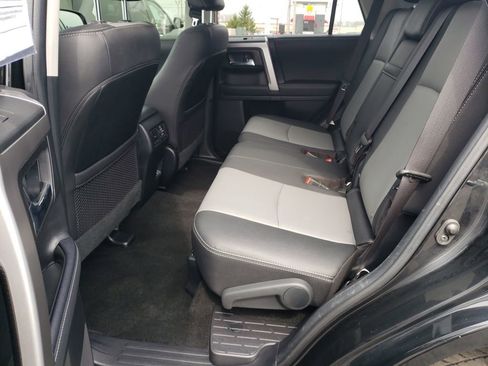 Used 2022 Toyota 4Runner SR5 Premium w/ Moonroof Package image 24