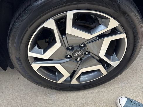 Used 2025 Hyundai Palisade Limited FWD image 19
