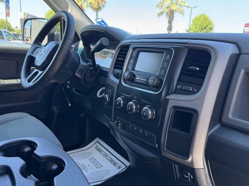 Used 2015 RAM 2500 Tradesman w/ Chrome Appearance Group AWD/4WD image 15