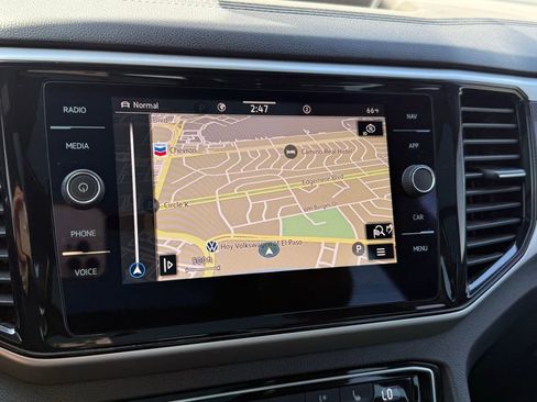 Used 2023 Volkswagen Atlas Cross Sport SEL Premium R-Line AWD/4WD image 13