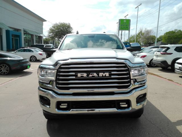 Used 2022 RAM 3500 Limited AWD/4WD image 2