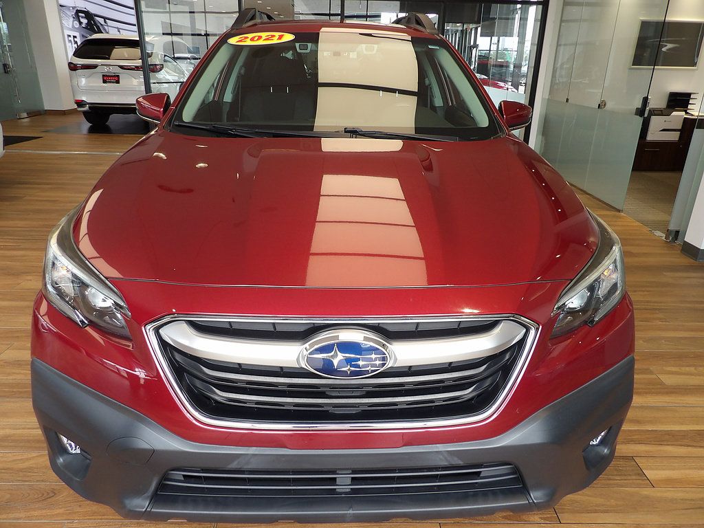 Used 2021 Subaru Outback Premium AWD/4WD image 2
