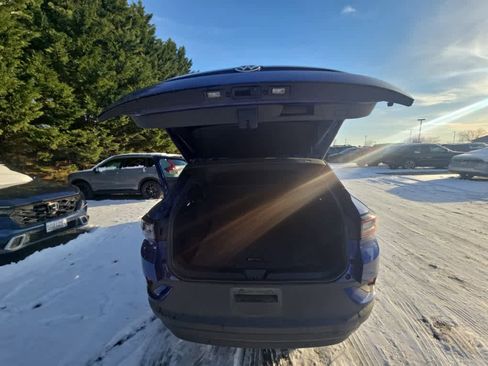 Used 2021 Volkswagen ID.4 Pro S image 10