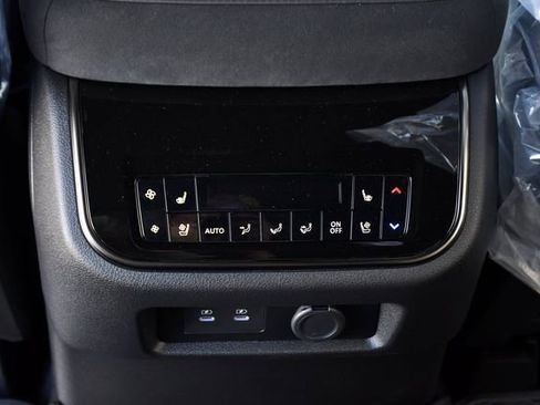 New 2026 INFINITI QX80 Autograph image 35