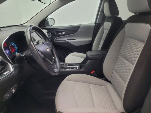 Used 2020 Chevrolet Equinox LT FWD image 17