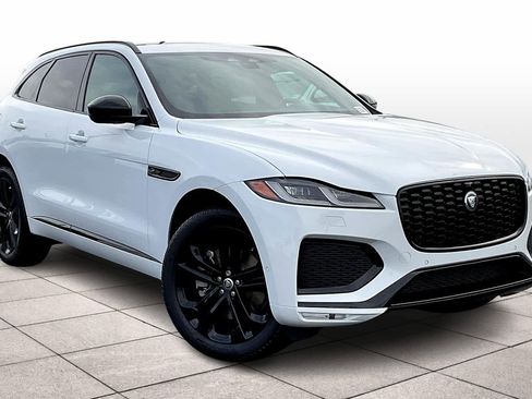 New 2026 Jaguar F-PACE R-Dynamic S image 2