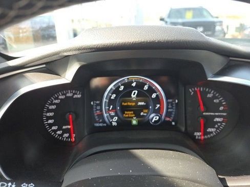 Used 2019 Chevrolet Corvette Stingray Convertible RWD image 9