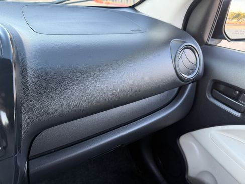 Used 2018 Mitsubishi Mirage G4 ES image 28