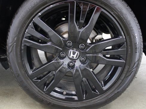 Used 2022 Honda Pilot Black Edition image 9