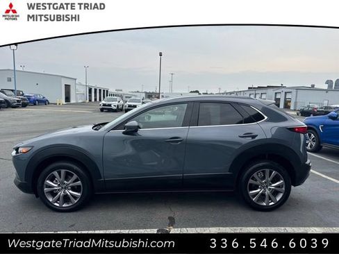 Used 2021 MAZDA CX-30 AWD 2.5 S w/ Premium Package image 3