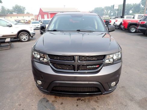 Used 2016 Dodge Journey SXT w/ Blacktop Package FWD image 2