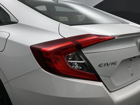 Used 2019 Honda Civic EX image 41