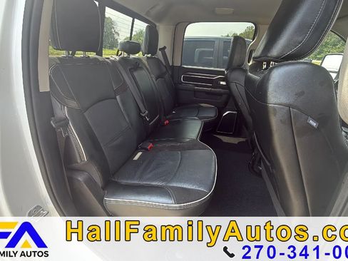 Used 2024 RAM 2500 Laramie AWD/4WD image 36
