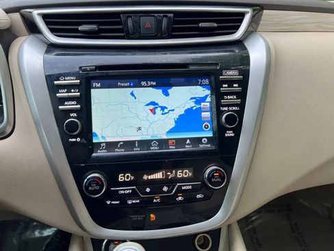 Used 2015 Nissan Murano SV image 30