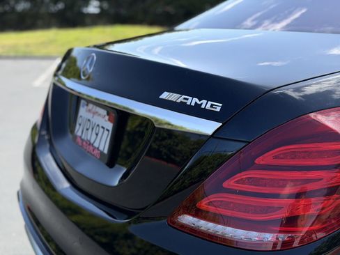 Used 2015 Mercedes-Benz S 63 AMG 4MATIC Sedan image 11