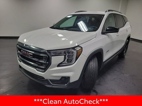 Used 2022 GMC Terrain AT4 AWD/4WD image 4