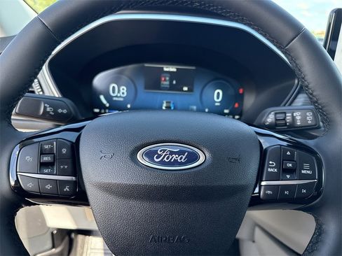 Used 2023 Ford Escape Platinum image 23
