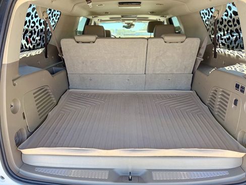 Used 2017 GMC Yukon XL SLT w/ Open Road Package image 13