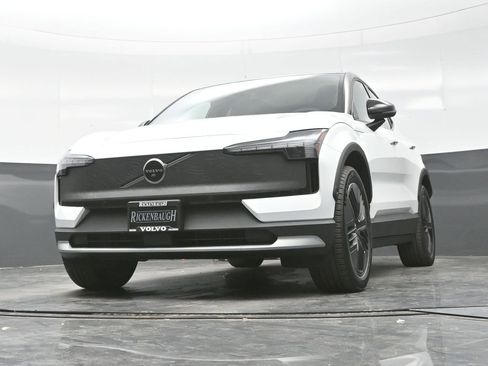 New 2026 Volvo EX30 Cross Country Ultra w/ Protection Package Premier AWD/4WD image 26