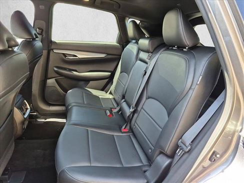 Used 2021 INFINITI QX50 Luxe w/ Appearance Package AWD/4WD image 20