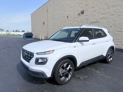 Used 2022 Hyundai Venue SEL