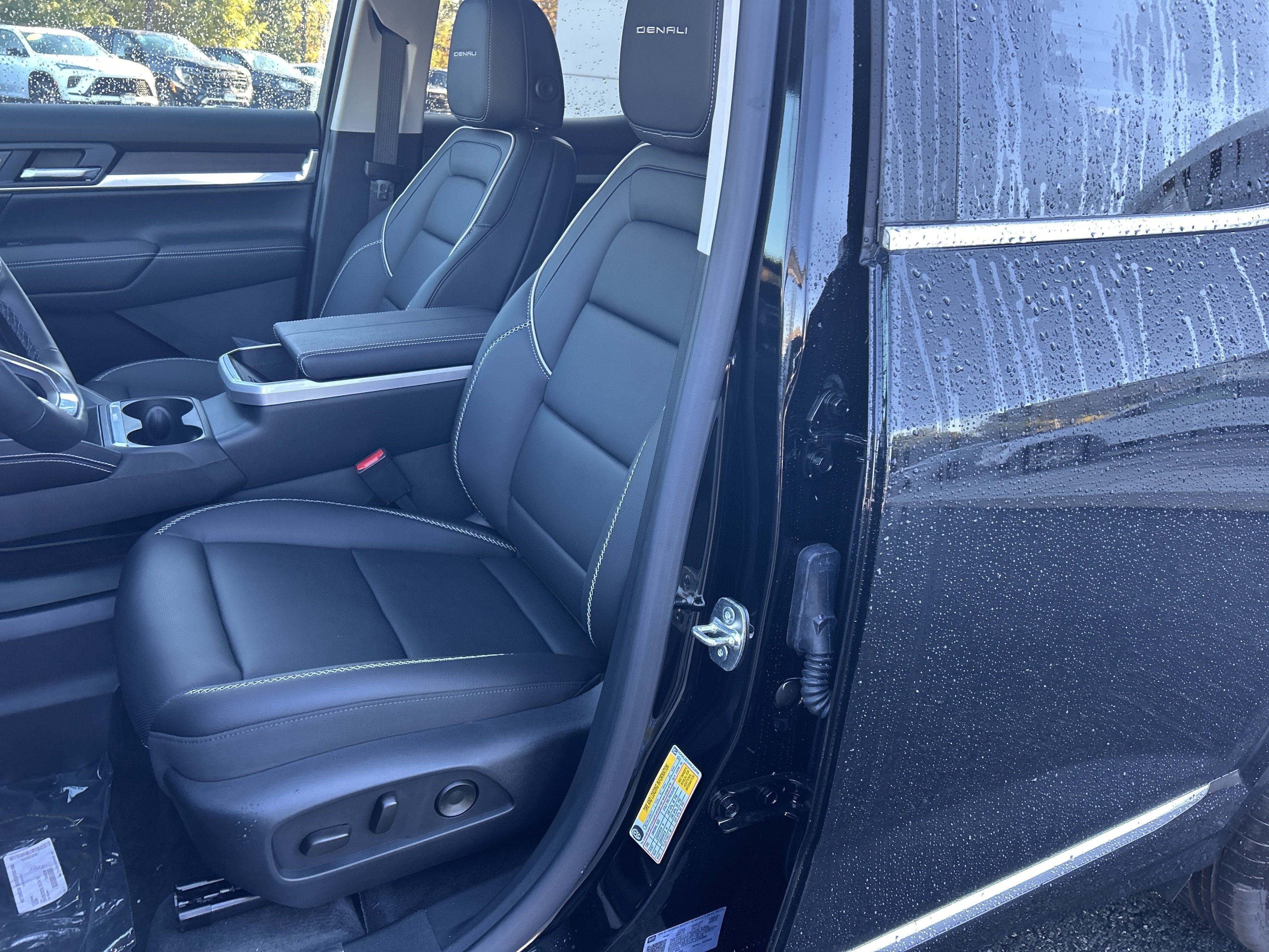 New 2027 GMC Terrain Denali w/ LPO, Floor Liner Package AWD/4WD image 20