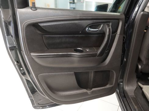 Used 2013 GMC Acadia SLE image 26