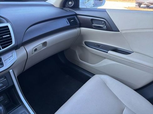 Used 2014 Honda Accord EX-L image 34
