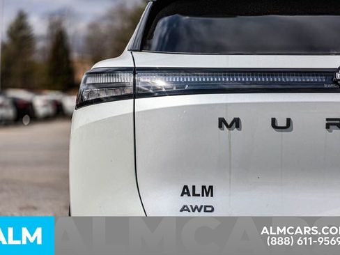 Certified 2025 Nissan Murano SL image 13