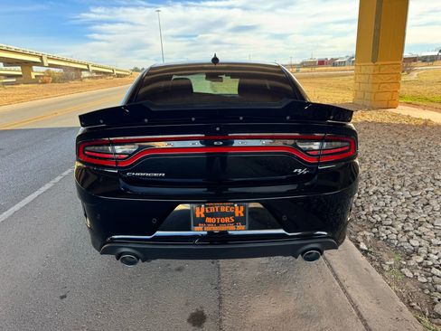 Used 2021 Dodge Charger R/T w/ Performance Handling Group image 3