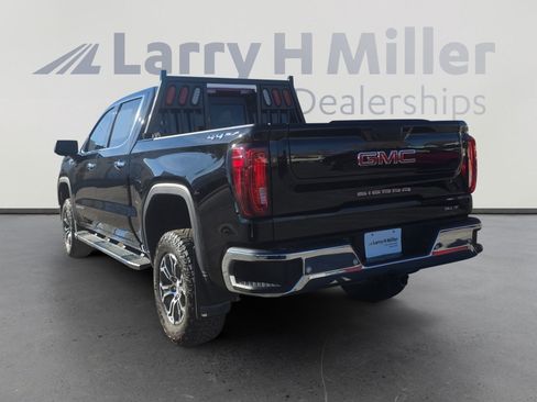 Used 2025 GMC Sierra 1500 SLT w/ SLT Premium Package image 3