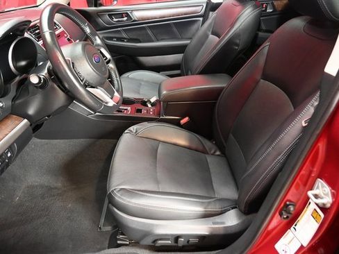 Used 2018 Subaru Outback 2.5i Limited image 23