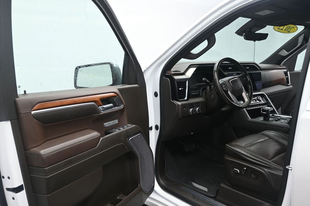 Used 2022 GMC Sierra 1500 Denali w/ Denali Reserve Package RWD image 10