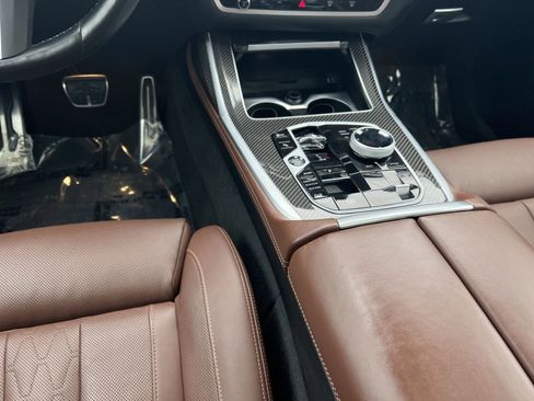 Used 2023 BMW X7 M60i w/ Executive Package image 23