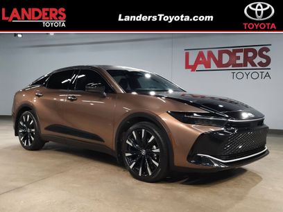 Used 2025 Toyota Crown Platinum