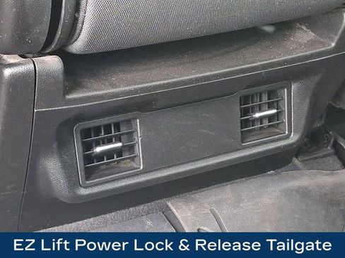 Used 2022 Chevrolet Silverado 1500 Custom image 14